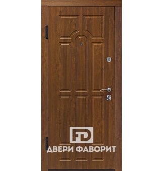 Металлическая недорогая дверь с наружной отделкой МДФ